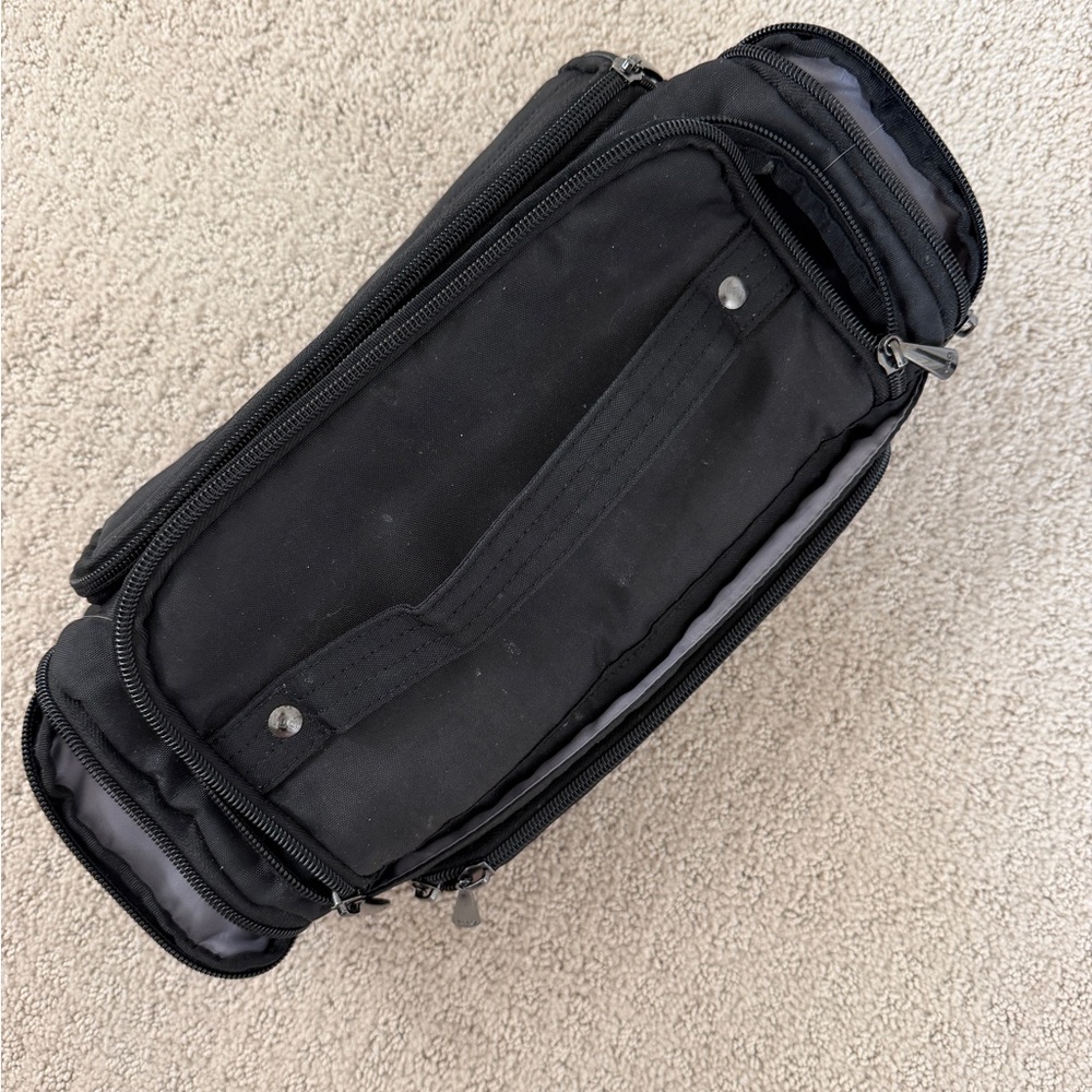 Lug Large Trolley Cosmetic Bag